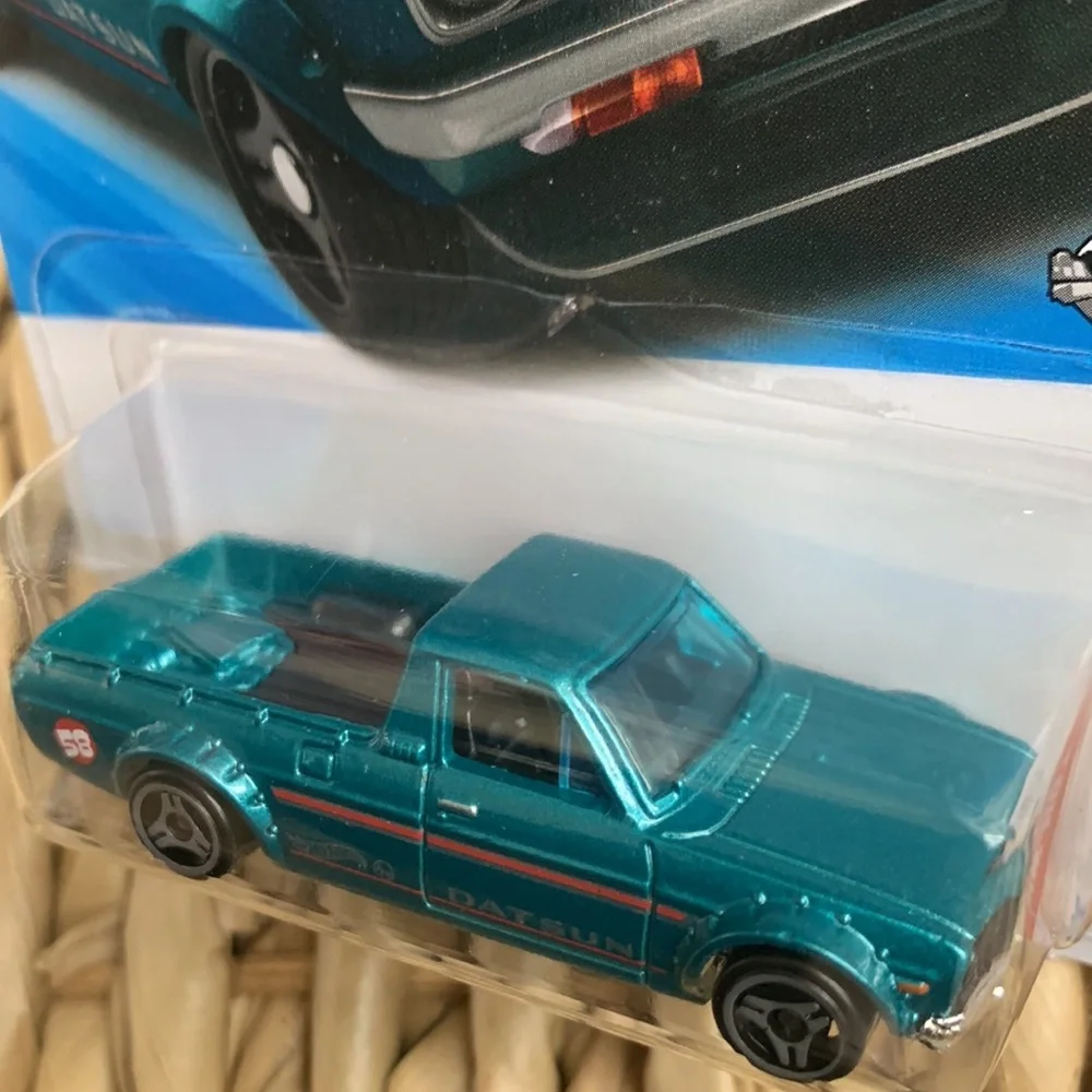 1975 Datsun Sunny Truck B120 Hot Wheels 1970s 70s Pickup Hotwheels New 2025